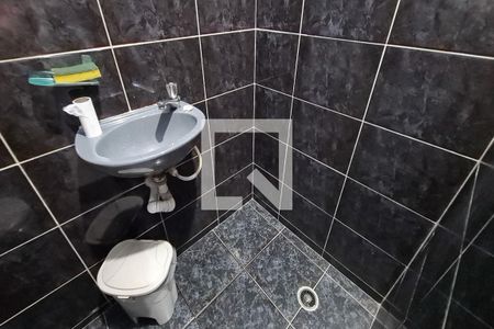 Casa para alugar com 170m², 3 quartos e 2 vagas Casa para alugar com 170m², 3 quartos e 2 vagasBanheiro 2