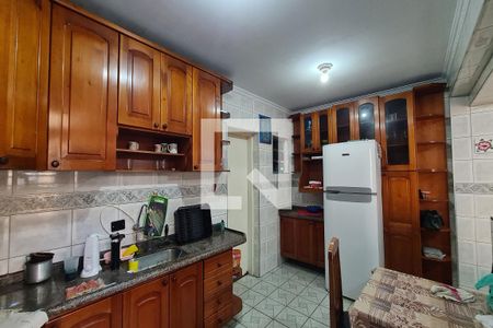 Casa para alugar com 170m², 3 quartos e 2 vagas Casa para alugar com 170m², 3 quartos e 2 vagascozinha