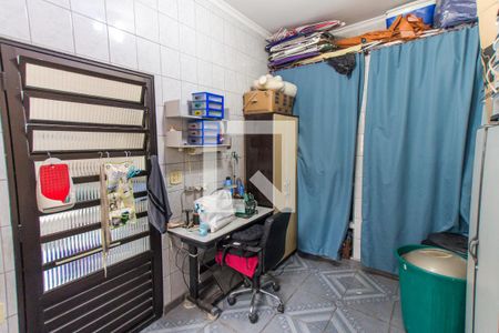 Casa à venda com 150m², 2 quartos e 2 vagas Casa à venda com 150m², 2 quartos e 2 vagasQuarto de Serviço