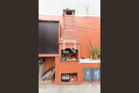 Casa à venda com 150m², 2 quartos e 2 vagas Casa à venda com 150m², 2 quartos e 2 vagasQuintal