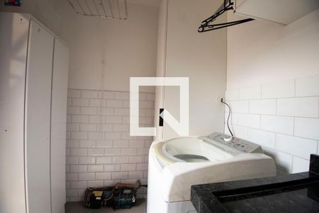 Casa à venda com 140m², 3 quartos e 1 vagaÁREA DE SERVIÇO