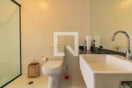 Banheiro de kitnet/studio para alugar com 1 quarto, 25m² em Mirandópolis, São Paulo