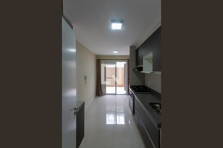 Sala e Cozinha de apartamento para alugar com 1 quarto, 37m² em Vila Alpina, São Paulo