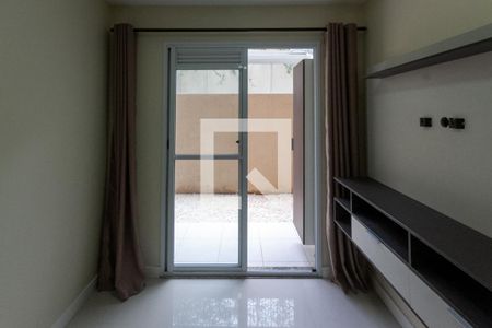 Sala e Cozinha de apartamento para alugar com 1 quarto, 37m² em Vila Alpina, São Paulo