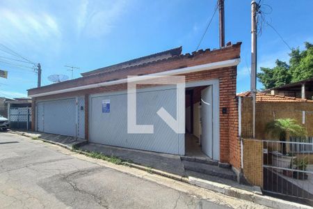 Casa à venda com 250m², 3 quartos e 2 vagasFachada