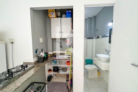 Sala/Cozinha de kitnet/studio para alugar com 1 quarto, 24m² em Flamengo, Rio de Janeiro