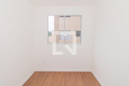 Quarto 2 de apartamento para alugar com 2 quartos, 40m² em Vila Santos, São Paulo