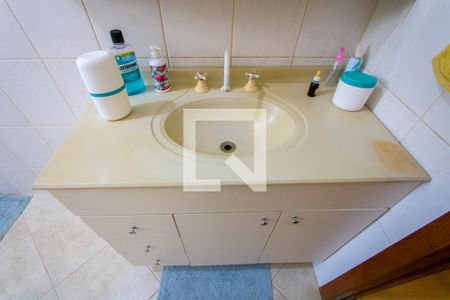 Casa à venda com 200m², 5 quartos e 1 vaga Casa à venda com 200m², 5 quartos e 1 vagaCasa 1 - Banheiro do quarto 1