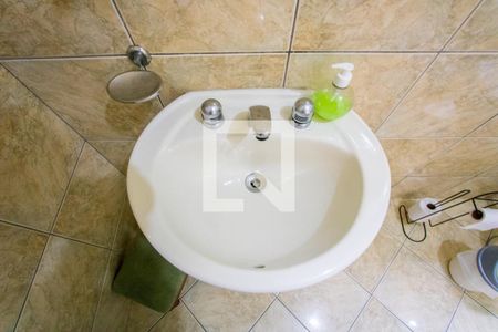 Casa à venda com 200m², 5 quartos e 1 vaga Casa à venda com 200m², 5 quartos e 1 vagaCasa 1 - Banheiro social