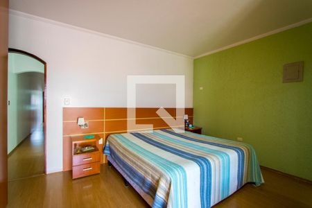 Casa 1 - Quarto 1 - Suíte de casa à venda com 5 quartos, 200m² em Vila Progresso, Santo André