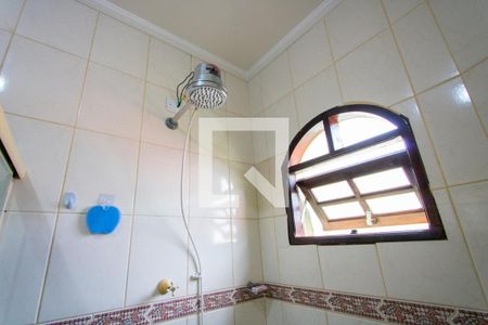 Casa à venda com 200m², 5 quartos e 1 vaga Casa à venda com 200m², 5 quartos e 1 vagaCasa 1 - Banheiro do quarto 1