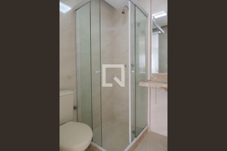 Apartamento à venda com 77m², 3 quartos e 2 vagasBanheiro da Suíte 2