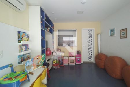 Apartamento à venda com 77m², 3 quartos e 2 vagasBrinquedoteca