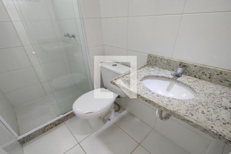 Apartamento à venda com 77m², 3 quartos e 2 vagasBanheiro da Suíte 1