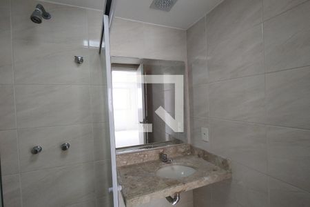 Apartamento à venda com 77m², 3 quartos e 2 vagasBanheiro da Suíte 2