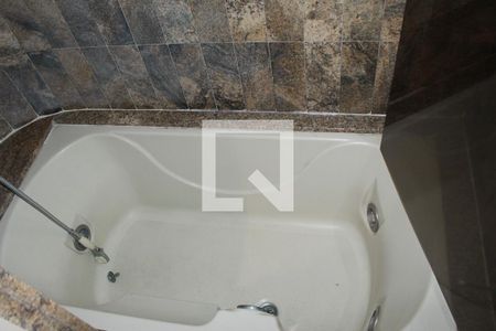Banheiro Suíte  de apartamento à venda com 5 quartos, 350m² em Santa Cecilia, São Paulo