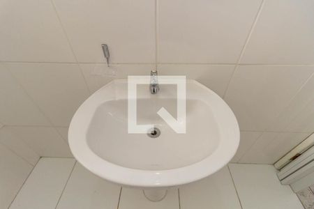 Banheiro  de apartamento à venda com 1 quarto, 37m² em Liberdade, São Paulo