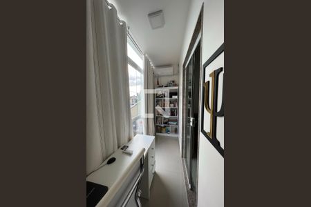 Casa à venda com 74m², 2 quartos e 1 vagaVaranda escritório