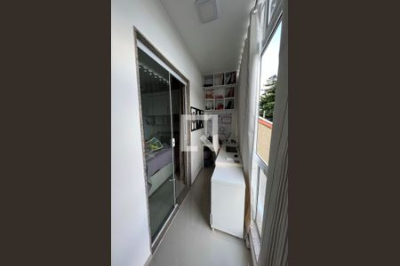 Casa à venda com 74m², 2 quartos e 1 vagaVaranda escritório