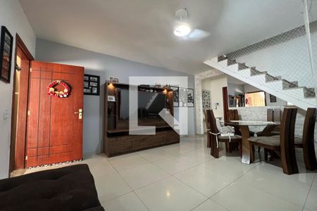 Sala de casa à venda com 2 quartos, 74m² em Curicica, Rio de Janeiro