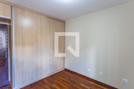 Apartamento à venda com 95m², 3 quartos e 2 vagasQuarto 2