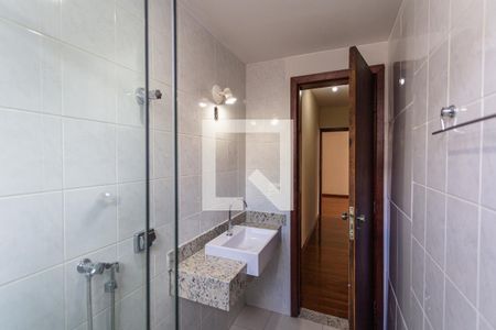 Apartamento à venda com 95m², 3 quartos e 2 vagasBanheiro Social