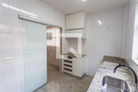 Apartamento à venda com 95m², 3 quartos e 2 vagasCozinha