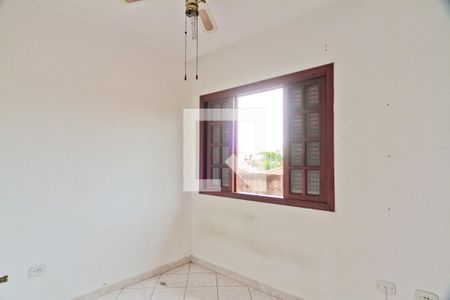 Casa à venda com 200m², 3 quartos e 5 vagasQuarto 1