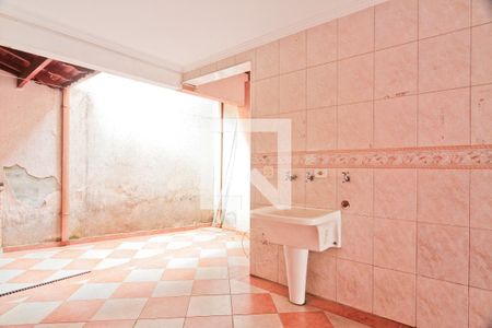 Casa à venda com 200m², 3 quartos e 5 vagasÁrea de Serviço