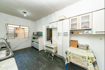 Casa à venda com 360m², 3 quartos e 8 vagasSala 2