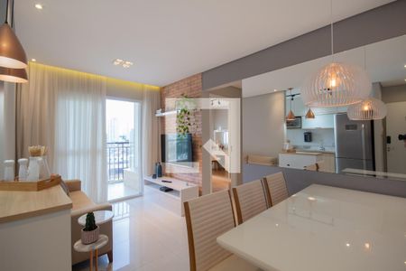 Sala de apartamento para alugar com 2 quartos, 60m² em Jaguaribe, Osasco