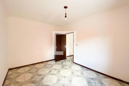 Quarto de casa para alugar com 1 quarto, 70m² em Jardim Roberto, Osasco
