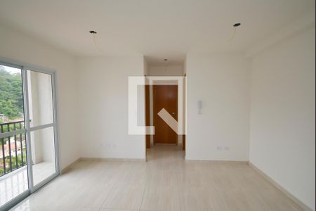 Sala de apartamento para alugar com 2 quartos, 51m² em Vila Irmãos Arnoni, São Paulo