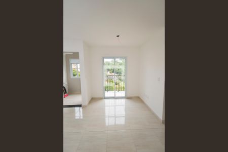 Sala de apartamento para alugar com 2 quartos, 51m² em Vila Irmãos Arnoni, São Paulo