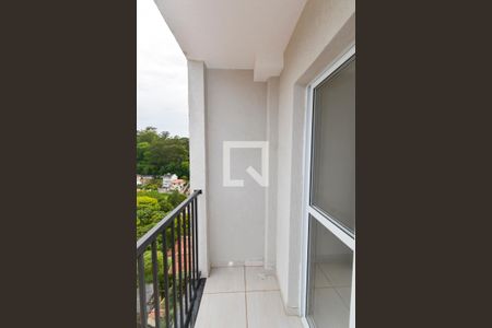 Sacada da Sala de apartamento para alugar com 2 quartos, 51m² em Vila Irmãos Arnoni, São Paulo