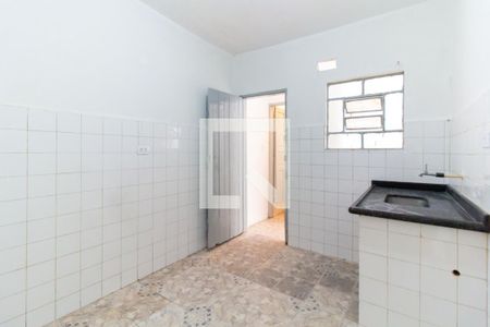 Cozinha de casa para alugar com 1 quarto, 38m² em Vila Invernada, São Paulo