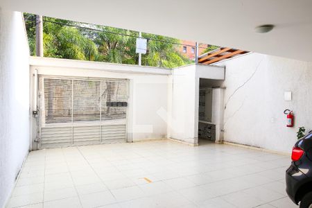 Apartamento à venda com 80m², 2 quartos e 1 vaga Apartamento à venda com 80m², 2 quartos e 1 vagaGaragem