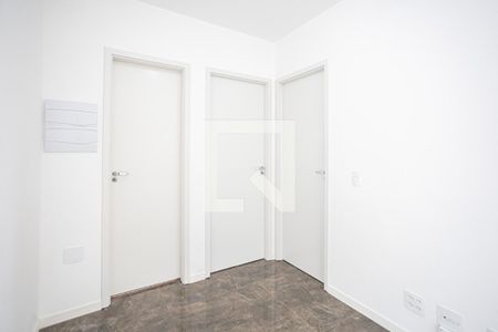 Sala de apartamento para alugar com 2 quartos, 39m² em Jardim Copiúva, Carapicuíba
