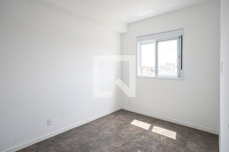 Quarto 1 de apartamento para alugar com 2 quartos, 39m² em Jardim Copiúva, Carapicuíba