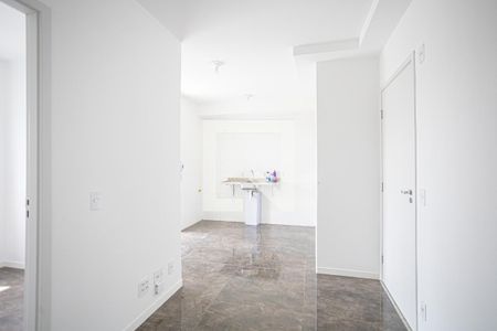 Sala de apartamento para alugar com 2 quartos, 39m² em Jardim Copiúva, Carapicuíba