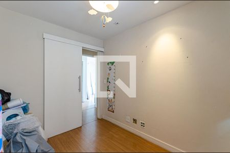 Quarto 1 de apartamento para alugar com 3 quartos, 90m² em Icaraí, Niterói