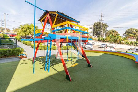 Apartamento para alugar com 49m², 2 quartos e 1 vaga Apartamento para alugar com 49m², 2 quartos e 1 vagaÁrea comum - Playground