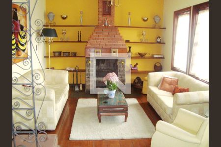 Casa à venda com 5 quartos, 380m² em Vila Monumento, São Paulo