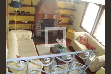 Casa à venda com 5 quartos, 380m² em Vila Monumento, São Paulo