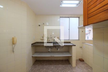 Apartamento para alugar com 83m², 2 quartos e 1 vagaCozinha - Armários