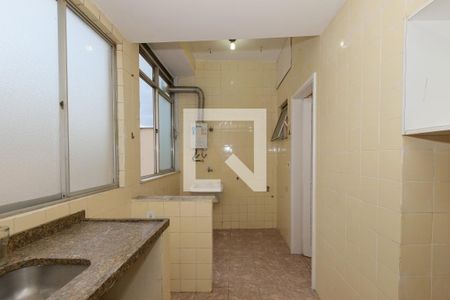 Apartamento para alugar com 83m², 2 quartos e 1 vagaCozinha