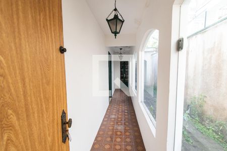 Corredor de casa para alugar com 3 quartos, 300m² em Vila Mariana, São Paulo