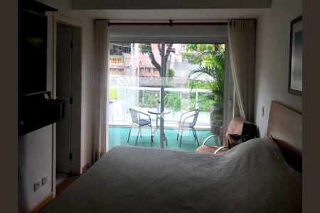 Casa à venda com 3 quartos, 250m² em Jardim da Gloria, São Paulo
