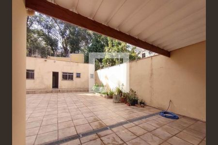 Casa à venda com 520m², 5 quartos e 22 vagas