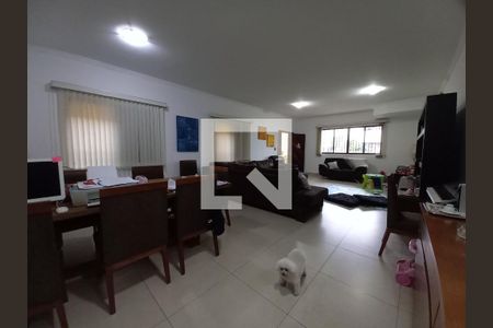 Casa à venda com 300m², 4 quartos e 6 vagas